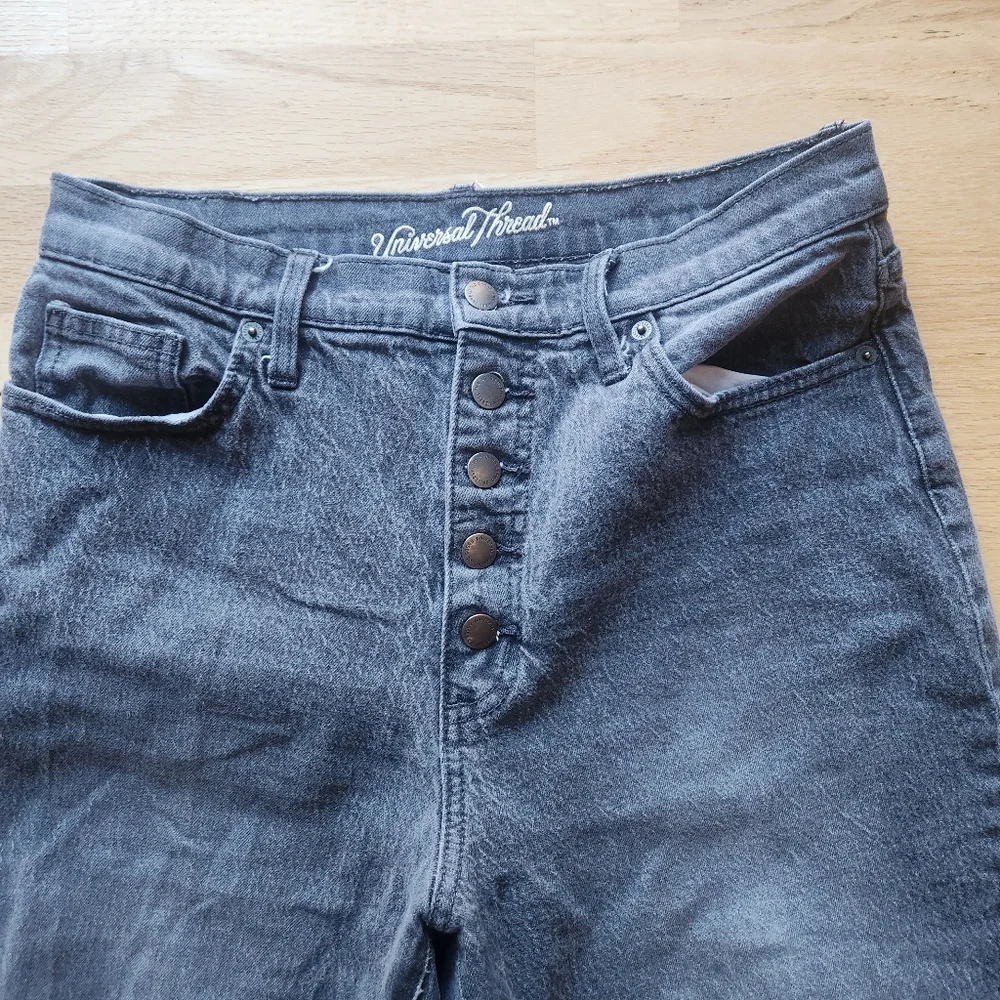 Universal Thread Jeans - Picture 4 of 11